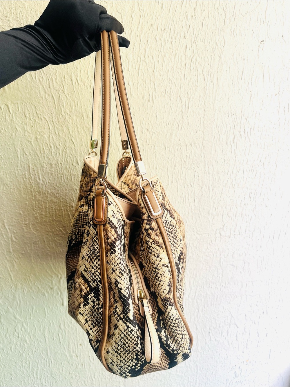 Coach Madison Python Printed Phoebe Shoulder Bag EUC - Picture 4 of 9